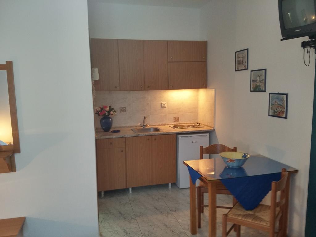 Venus De Milo Apartamento Adamantas  Habitación foto